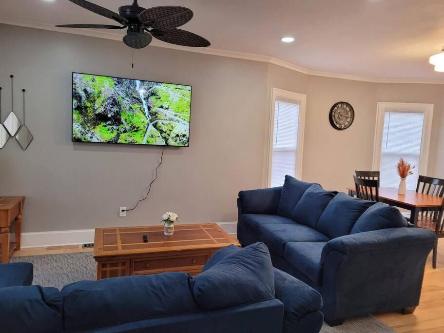 Brand New House In Downtown With Parking Apartamento *